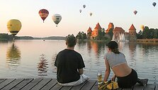 Oro balionams kartais tenka leistis netikėčiausiose vietose.