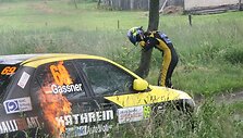 Užsidegė Hermanno Gassnerio jaunesniojo automobilis.