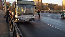 Avarija ant viaduko ties &Scaron;vitrigailos ir Pelesos gatvių sankirta