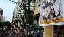 Plakatas, kviečiantis į Bobo Dylano koncertą, Ho &Scaron;i Mino gatvėje