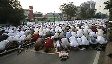 Paai&scaron;kėjo, kad Indonezijos musulmonams teks atidėti Ramadano pabaigą.