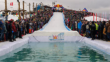 Beproti&scaron;kas &bdquo;Red Bull Jump & Freeze&ldquo; renginys Liepkalnyje
