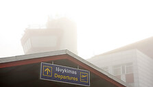 Vilniaus oro uostas skendi rūke