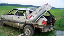 Automobilis &bdquo;Renault&ldquo; po avarijos
