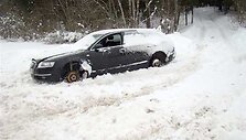 Suniokotas automobilis &bdquo;Audi&ldquo;