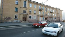 Nuo triuk&scaron;mo kenčianti Dariaus ir Girėno gatvės gyventoja vis dar nepraranda vilties sulaukti pagalbos i&scaron; miesto valdžios. 
