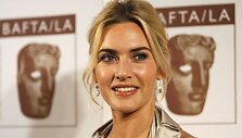 Kate Winslet pasijuto nepatogiai filmuodamasi intymioje meilės scenoje su Leonardo DiCaprio.