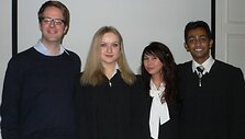 Teisėjų komanda (i&scaron; de&scaron;inės į kairę): Indijos atstovas Shubham Shrivastava, Vokietijos atstovė Sita Angela Jaekel, Lietuvos atstovė Goda Karalytė ir teisėjų komandos treneris Jans Henning Fisher.