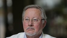 V.Landsbergis