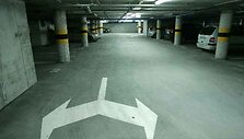 Požeminė automobilių aik&scaron;telė
