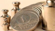 &Scaron;iemet lietuviai labiau linkę rizikuoti investuodami, nors ekspertai ragina prie&scaron; tai pasverti savo galimybes. 