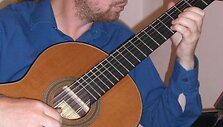 Gitaristas V.Mikuckis maksimaliai atskleidžia technines gitaros galimybes.