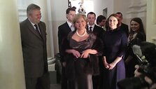 Prie&scaron; ceremoniją