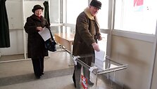 Taikos pr. 99 numeriu pažymėtame name daugiausia gyvena vyresnio amžiaus kauniečiai, kuriems norėtų balsuoti arčiau namų esančioje rinkimų apylinkėje.
