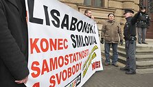 Čekijos gyventojai Lisabonos sutarčiai nepritaria.