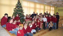 Mokiniai parengė Kalėdų dovanėles Afganistano vaikams.