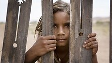 &bdquo;Australijoje&ldquo; vaidino berniukas i&scaron; vietinės aborigenų genties.