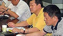 Ant Zhou Jiugeng rankos &ndash; prabangus laikrodis,
