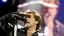 Bene didžiausias &scaron;ių metų koncertinis praradimas &ndash; &bdquo;nuplaukęs&ldquo; Jon Bon Jovi pasirodymas Lietuvoje.