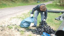 Kiekvieną pavasarį organizuojamų talkų metu surenkama tonos &scaron;iuk&scaron;lių.