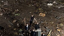 Bohemiečiai ir &bdquo;Silence&ldquo; nariai taip pat ruo&scaron;iasi &scaron;e&scaron;tadienį persirengti darbiniais kombinezonais ir rimtai padirbėti. Kad talkos dalyviams nepabostų tvarkytis, &bdquo;Silence&ldquo; vaikinai žadėjo surengti gyvą pasirodymą. 