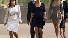 Jorko (Didžioji Britanija) princesė Eugenie, Timas Lawrence, Vesekso grafienė Sophie, princesės Beatrice ir Anne
