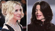 Nuotraukose greta sudėtos JAV pop muzikos ikonos: Madonna ir Michael Jackson. Abiems jau sukako po 50 metų. 