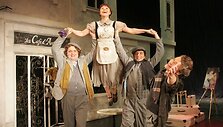 Muzikiniame teatre debiutuos legendinė I.Kalmano operetė, kurią režisavo K.Jak&scaron;tas. 