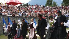 Finalinėje festivalio kompozicijoje &scaron;oko Klaipėdos ,,Alka&ldquo;.