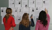 Surasti dingusius klaipėdiečius policijai kartais padeda ir gyventojai. Pamatę dingusiųjų nuotraukas jie prane&scaron;a, jei kur nors būna matę pana&scaron;ų žmogų.