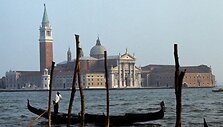 Venecijiečiai nekenčia turistų, nors i&scaron; jų užsidirba duonai.