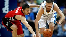 LInas Kleiza