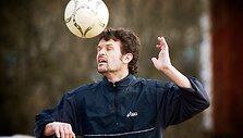 Stefan Holm tapo futbolininku