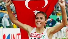 Sureyya Ayhan Kop