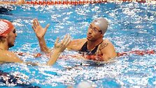 50 m distanciją peteli&scaron;ke tarp vyrų greičiausiai įveikė Amaury Leveaux'as
