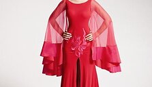 &bdquo;Mis Lietuva 2010&ldquo; dalyvė su dizainerės Julijos sukurta suknele