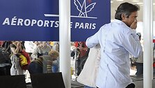 Nerimas Prancūzijos Charles'io de Gaulle'io oro uoste