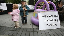 Mažieji protesto akcijos dalyviai
