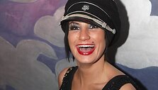 Penktadienio naktį sostinės klube &bdquo;Pacha&ldquo; vyko choreografo Gyčio Ivanausko režisuotas Helovino vakarėlis feti&scaron;izmo tema. Renginio svečius gerai nuteikė ne tik netradiciniai kostiumai, bet ir  Manto Jankavičiaus muzika. 