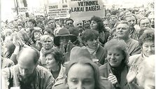 Lietuvos atgimimą liudijantys kadrai