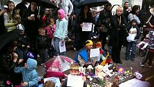 Londone surengta lietuvių protesto akcija Kedžiams palaikyti.