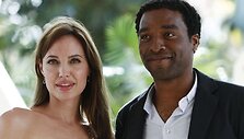 Aktorė Angelina Jolie dalyvavo filmo &bdquo;Druska&ldquo; (Salt) premjeroje Kankune.