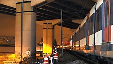 Nelaimė tarp &scaron;iaurinių Oberviljė ir Sen Deni priemiesčių, netoli stadiono &bdquo;Stade de France&ldquo;, kai į Paryžių važiavęs priemiestinis traukinys kliudė Lilio futbolo komandos gerbėjus.