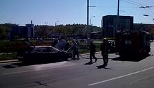 &Scaron;e&scaron;tadienį &bdquo;15min&ldquo; skaitytojas Tomas prane&scaron;ė apie Minsko žiede, Vilniuje, degantį automobilį.