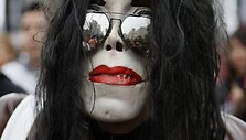 &Scaron;imtai poplegendos Michaelo Jacksono gerbėjų &scaron;e&scaron;tadienį visame pasaulyje minėjo atlikėjo 51-ąjį gimtadienį. 
