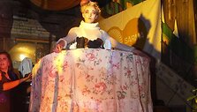 Prie&scaron; 10 metų tikrą revoliuciją meno ir madų pasaulyje sukėlęs festivalis &scaron;į &scaron;e&scaron;tadienį įvyko sostinėje, viename i&scaron; Užupio kiemelių.
