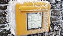 Antradienį &Scaron;iaurės Vokietiją, &Scaron;veicariją, Lenkiją ir Rusiją užklojo pirmasis sniegas. Lenkijoje sniego storis vietomis siekė iki 40 centimetrų. &Scaron;veicarijoje ir Vokietijoje trumpam buvo sutrikdytas eismas kalnų keliais.