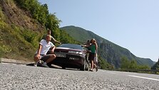 Keturi VU Ekonomikos fakulteto studentai aliejumi varomu automobiliu apkeliavo Balkanų pusiasalį. 