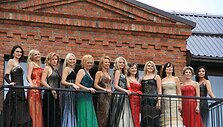 Konkurse &bdquo;Lietuvos ponia 2008&ldquo; dalyvaus 12 moterų i&scaron; 7 skirtingų Lietuvos vietų.
