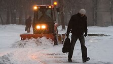 Sniegas pridarė didžiulių nuostolių.